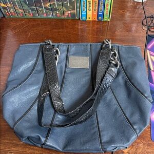 Simply Vera Wang Elegant Black Shoulder Bag